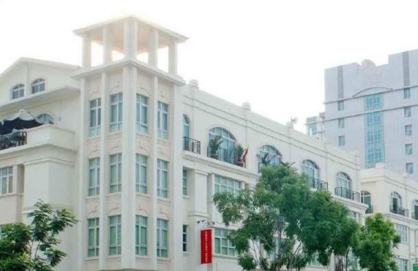 Broadway Office Building