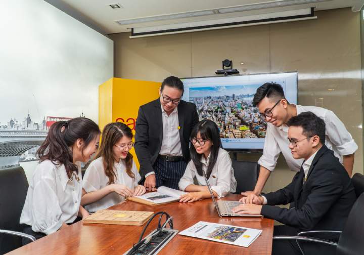 tuyển dụng savills